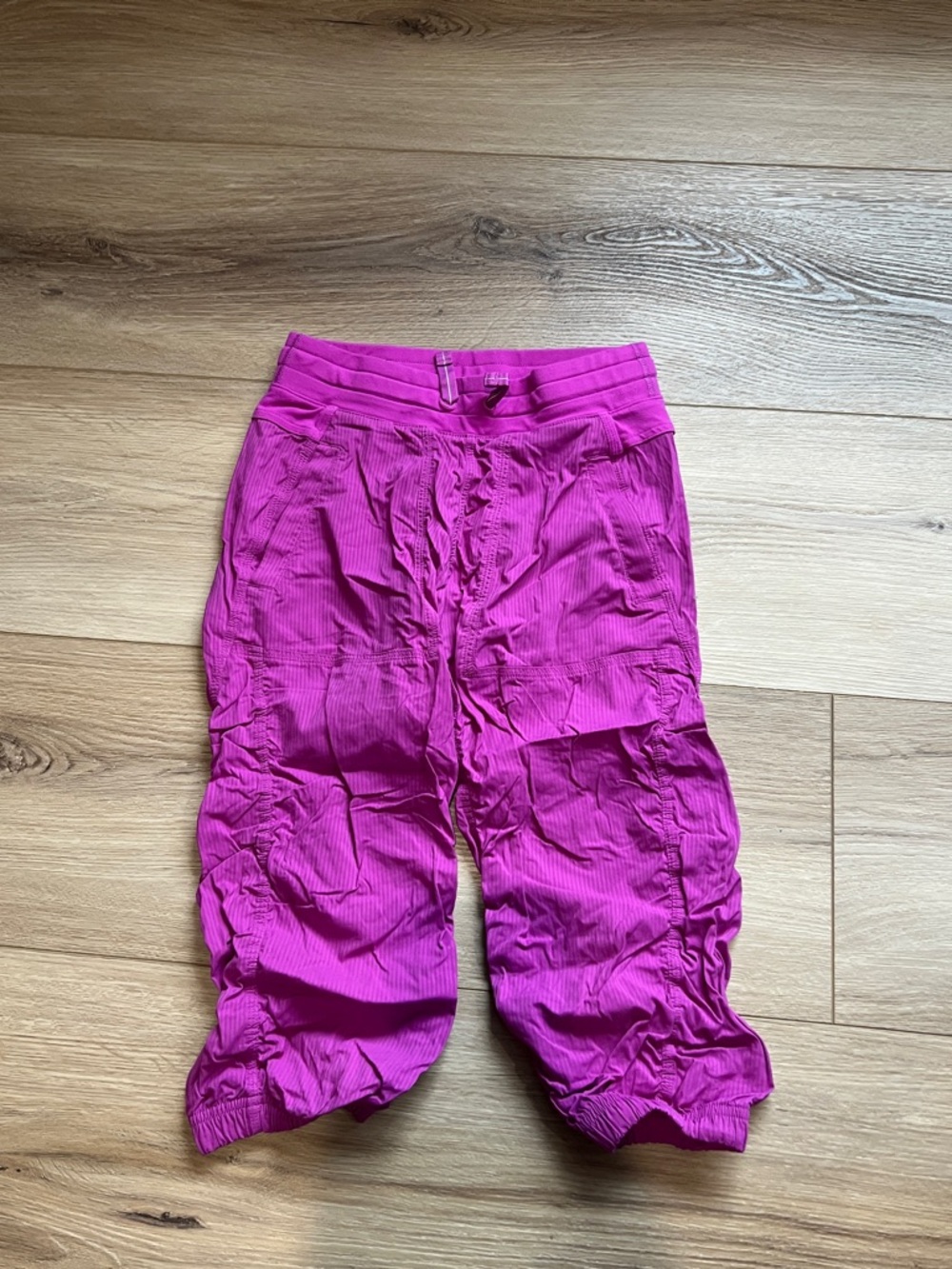 Lululemon Ivivva Girls size 12 Live to Move Capri Pants